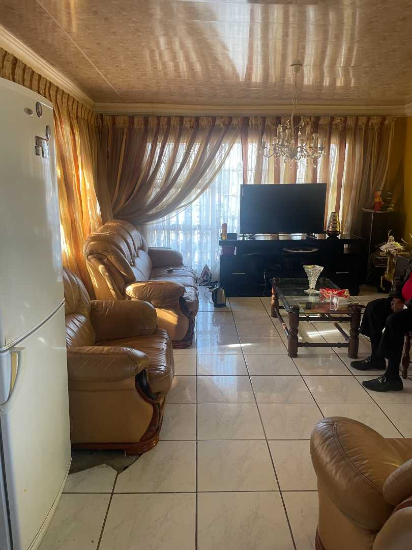 2 Bedroom Property for Sale in Mamelodi Gauteng