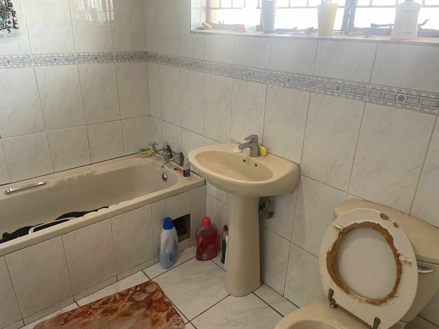 2 Bedroom Property for Sale in Mamelodi Gauteng