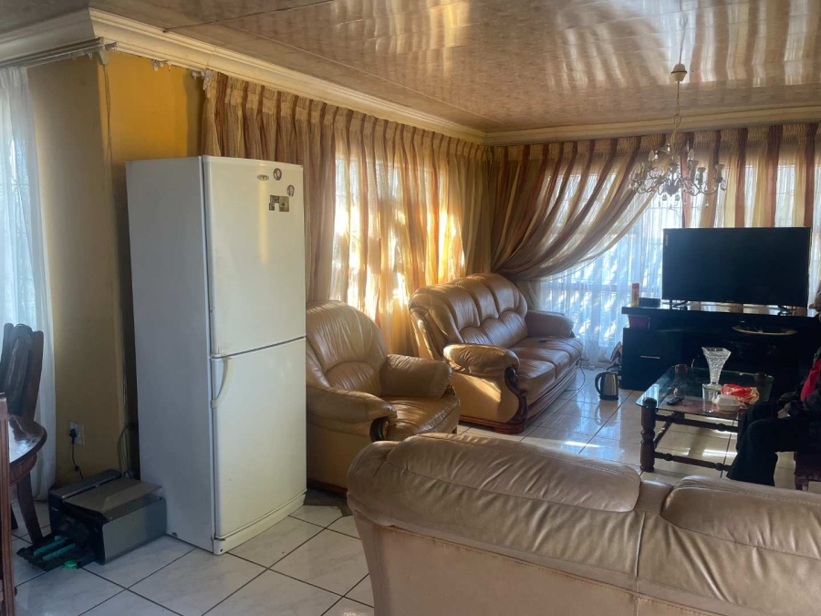 2 Bedroom Property for Sale in Mamelodi Gauteng