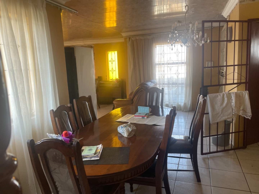 2 Bedroom Property for Sale in Mamelodi Gauteng