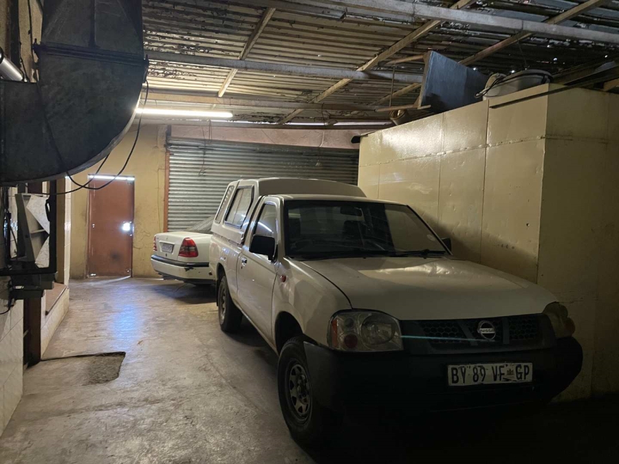 2 Bedroom Property for Sale in Mamelodi Gauteng