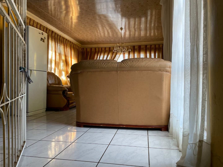2 Bedroom Property for Sale in Mamelodi Gauteng