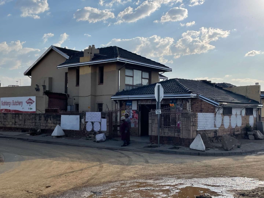 2 Bedroom Property for Sale in Mamelodi Gauteng