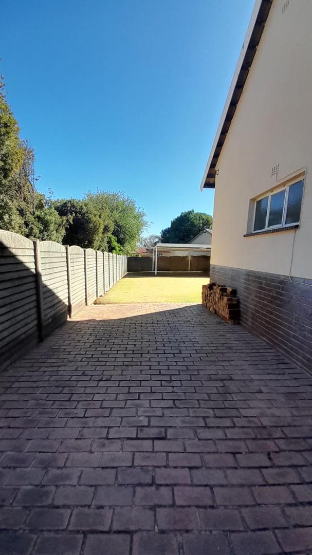 3 Bedroom Property for Sale in Terenure Gauteng