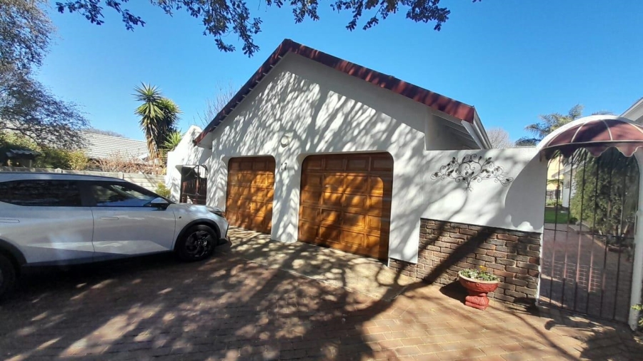 3 Bedroom Property for Sale in Van Riebeeck Park Gauteng