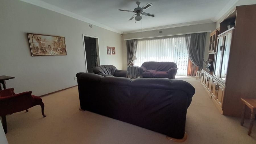3 Bedroom Property for Sale in Van Riebeeck Park Gauteng