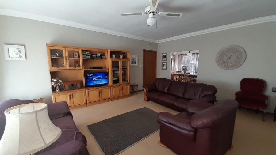 3 Bedroom Property for Sale in Van Riebeeck Park Gauteng