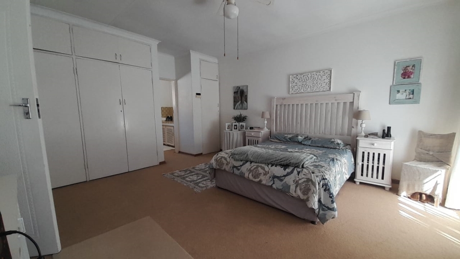 3 Bedroom Property for Sale in Van Riebeeck Park Gauteng
