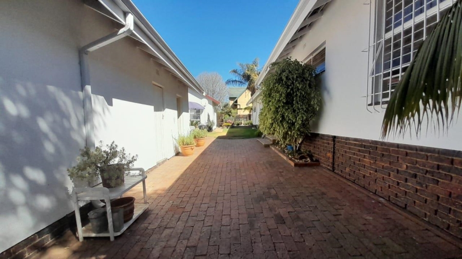 3 Bedroom Property for Sale in Van Riebeeck Park Gauteng