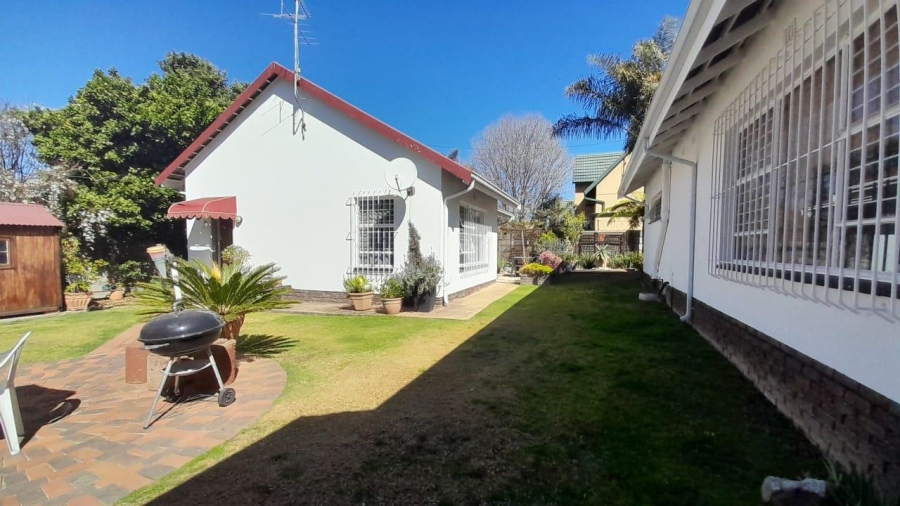 3 Bedroom Property for Sale in Van Riebeeck Park Gauteng