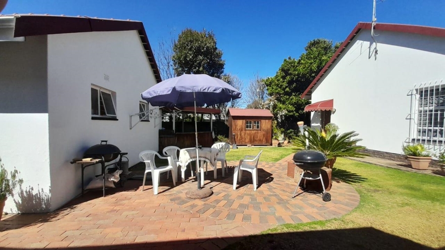 3 Bedroom Property for Sale in Van Riebeeck Park Gauteng