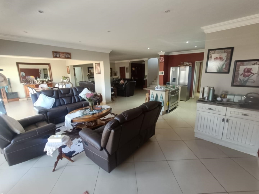 5 Bedroom Property for Sale in Eldoraigne Gauteng