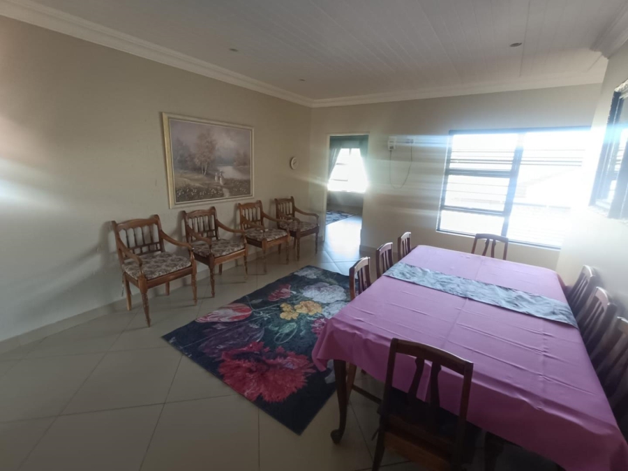 5 Bedroom Property for Sale in Eldoraigne Gauteng