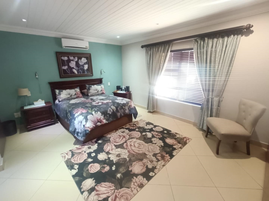 5 Bedroom Property for Sale in Eldoraigne Gauteng