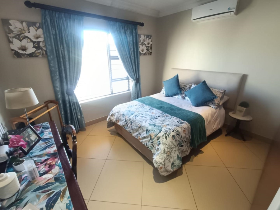 5 Bedroom Property for Sale in Eldoraigne Gauteng