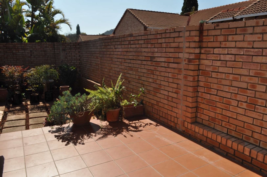 3 Bedroom Property for Sale in Faerie Glen Gauteng
