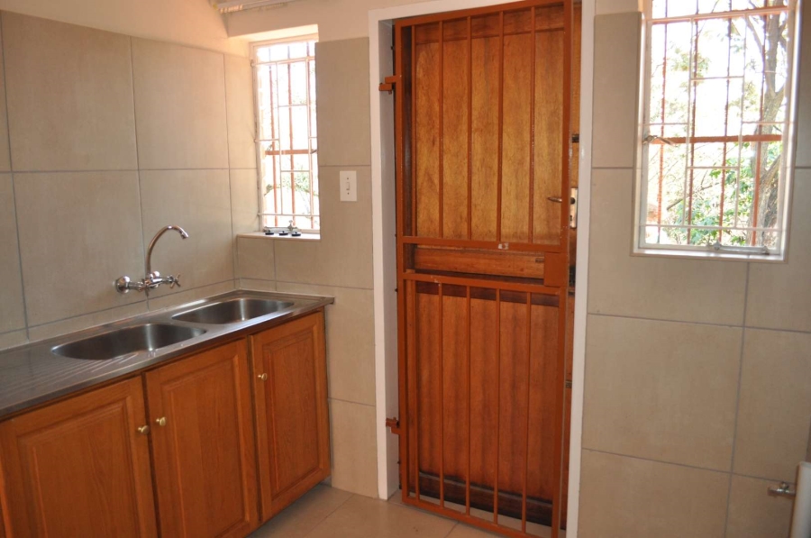 3 Bedroom Property for Sale in Faerie Glen Gauteng