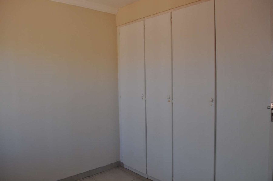 3 Bedroom Property for Sale in Faerie Glen Gauteng