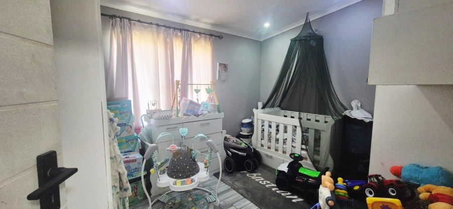 2 Bedroom Property for Sale in Klippoortje Gauteng