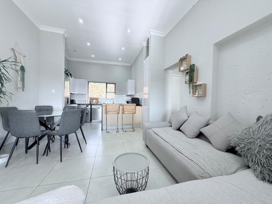 2 Bedroom Property for Sale in Glenvista Gauteng
