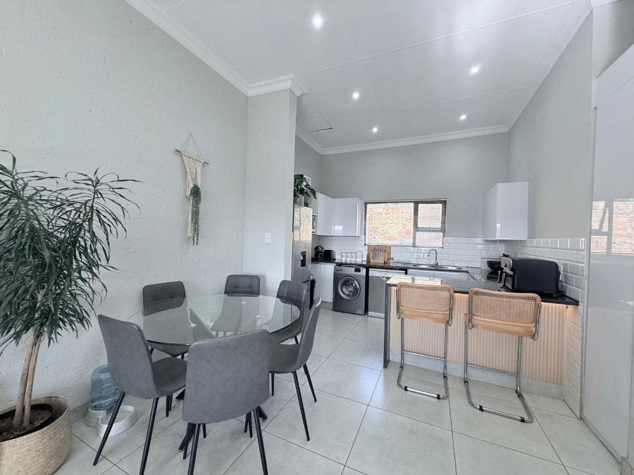 2 Bedroom Property for Sale in Glenvista Gauteng