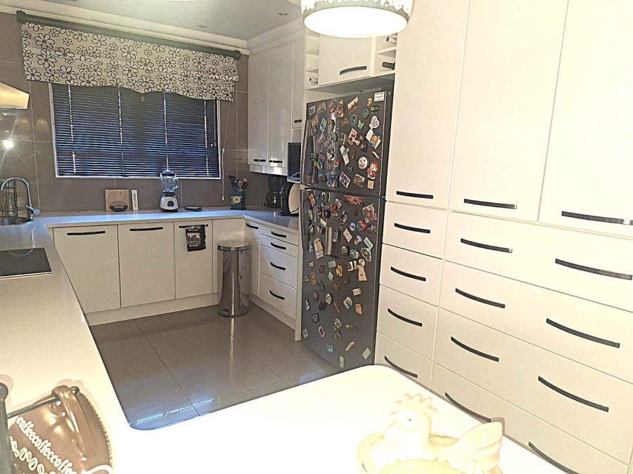 3 Bedroom Property for Sale in New Market Gauteng
