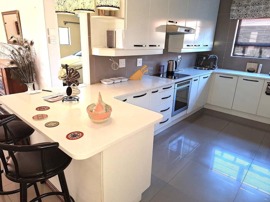 3 Bedroom Property for Sale in New Market Gauteng