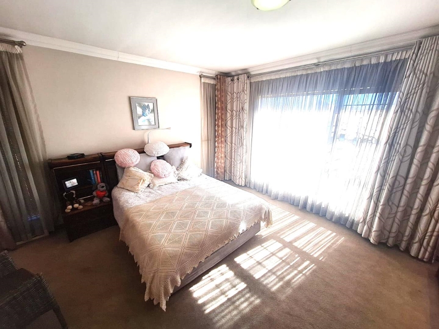 3 Bedroom Property for Sale in New Market Gauteng