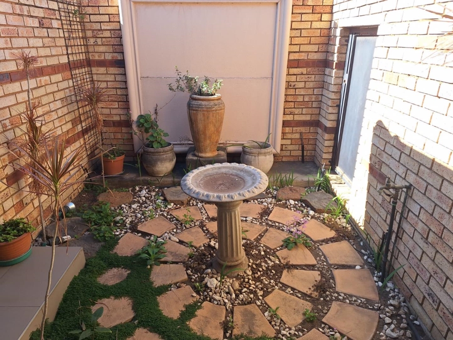3 Bedroom Property for Sale in New Market Gauteng