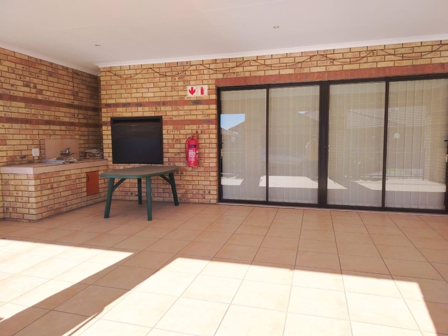 3 Bedroom Property for Sale in New Market Gauteng