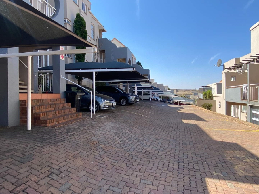 2 Bedroom Property for Sale in Ridgeway Gauteng