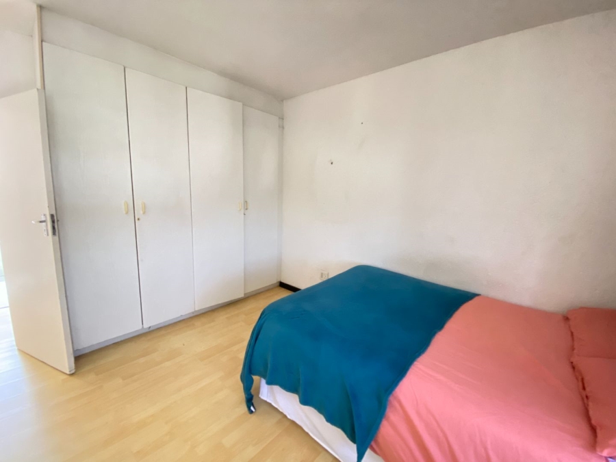 2 Bedroom Property for Sale in Ridgeway Gauteng