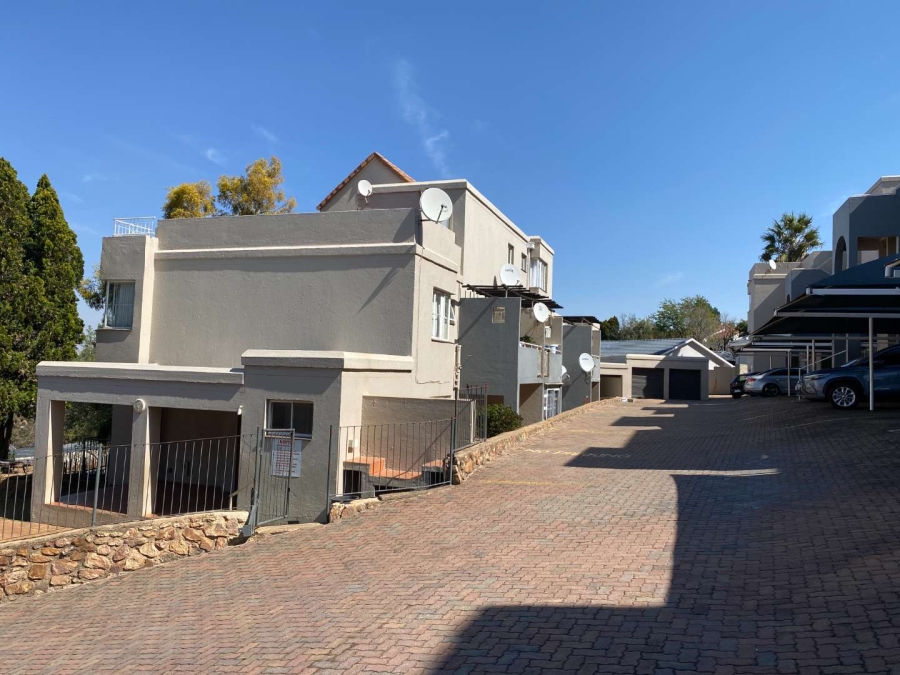 2 Bedroom Property for Sale in Ridgeway Gauteng