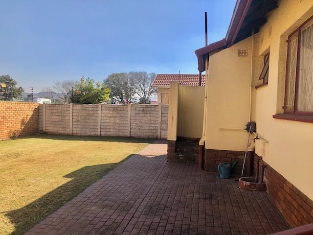 3 Bedroom Property for Sale in Verwoerdpark Gauteng