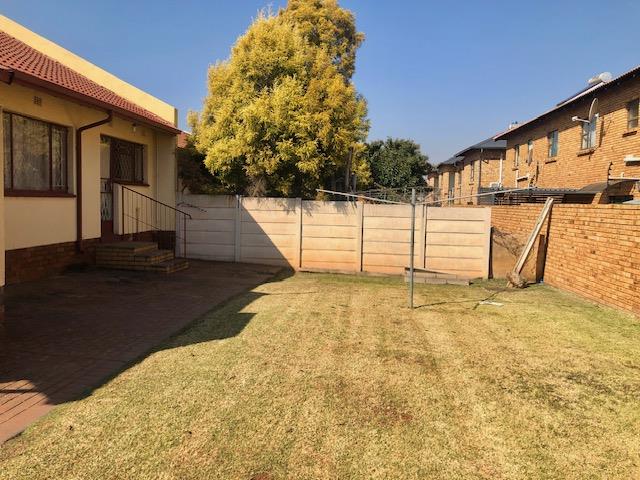 3 Bedroom Property for Sale in Verwoerdpark Gauteng