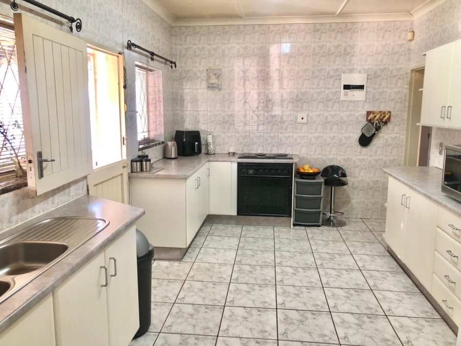 4 Bedroom Property for Sale in Florentia Gauteng