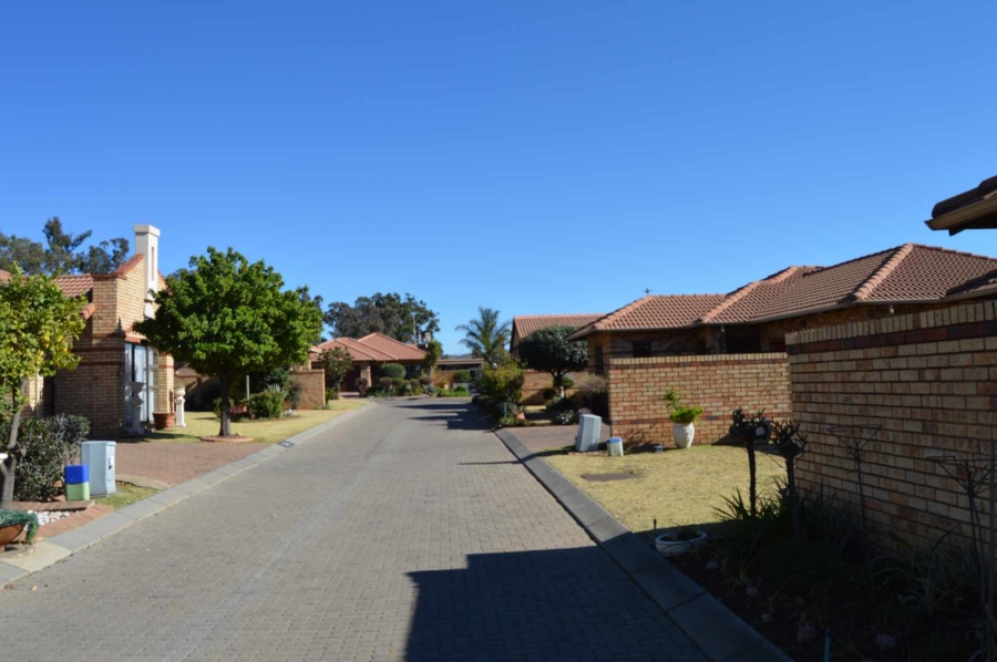 3 Bedroom Property for Sale in New Market Gauteng