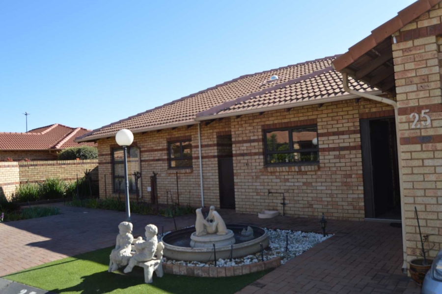3 Bedroom Property for Sale in New Market Gauteng