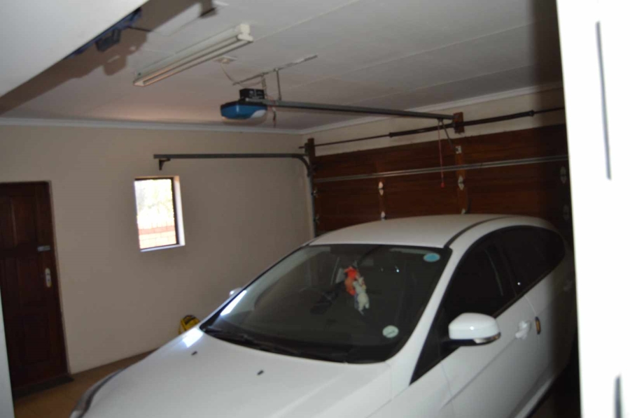 3 Bedroom Property for Sale in New Market Gauteng