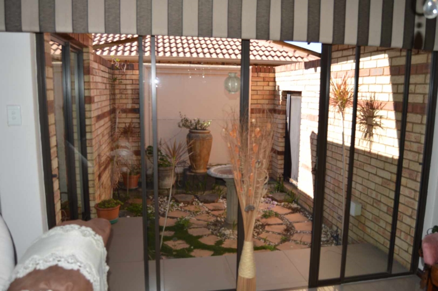 3 Bedroom Property for Sale in New Market Gauteng