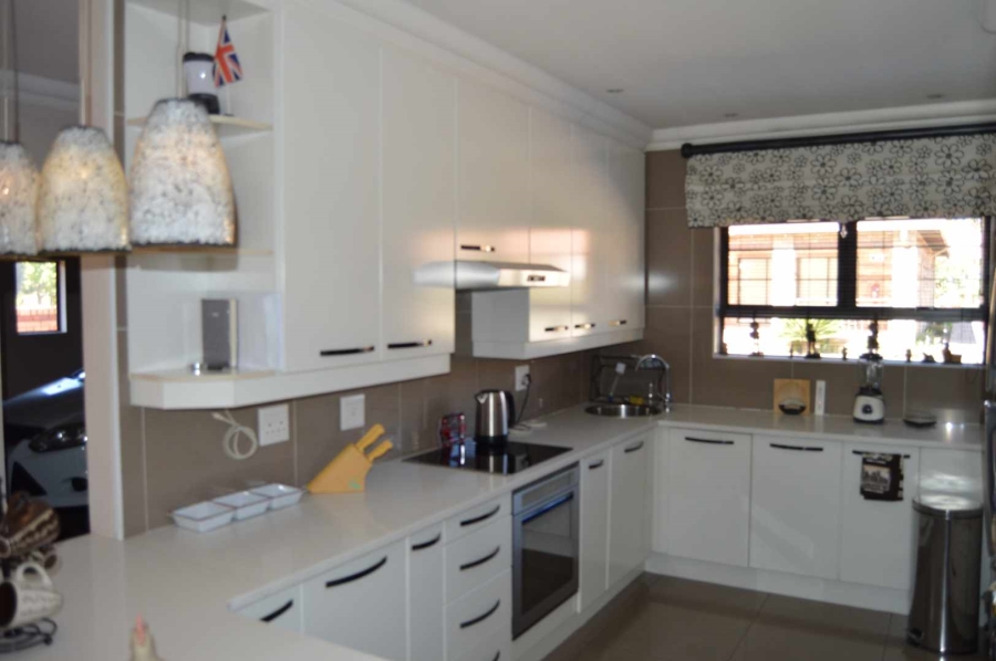 3 Bedroom Property for Sale in New Market Gauteng
