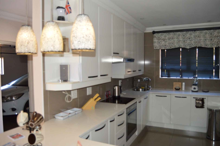 3 Bedroom Property for Sale in New Market Gauteng