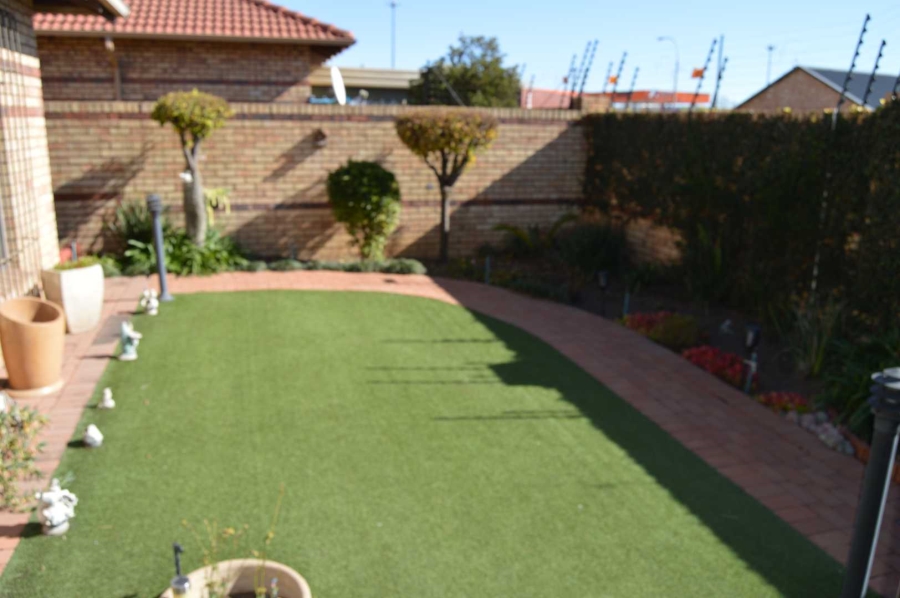 3 Bedroom Property for Sale in New Market Gauteng
