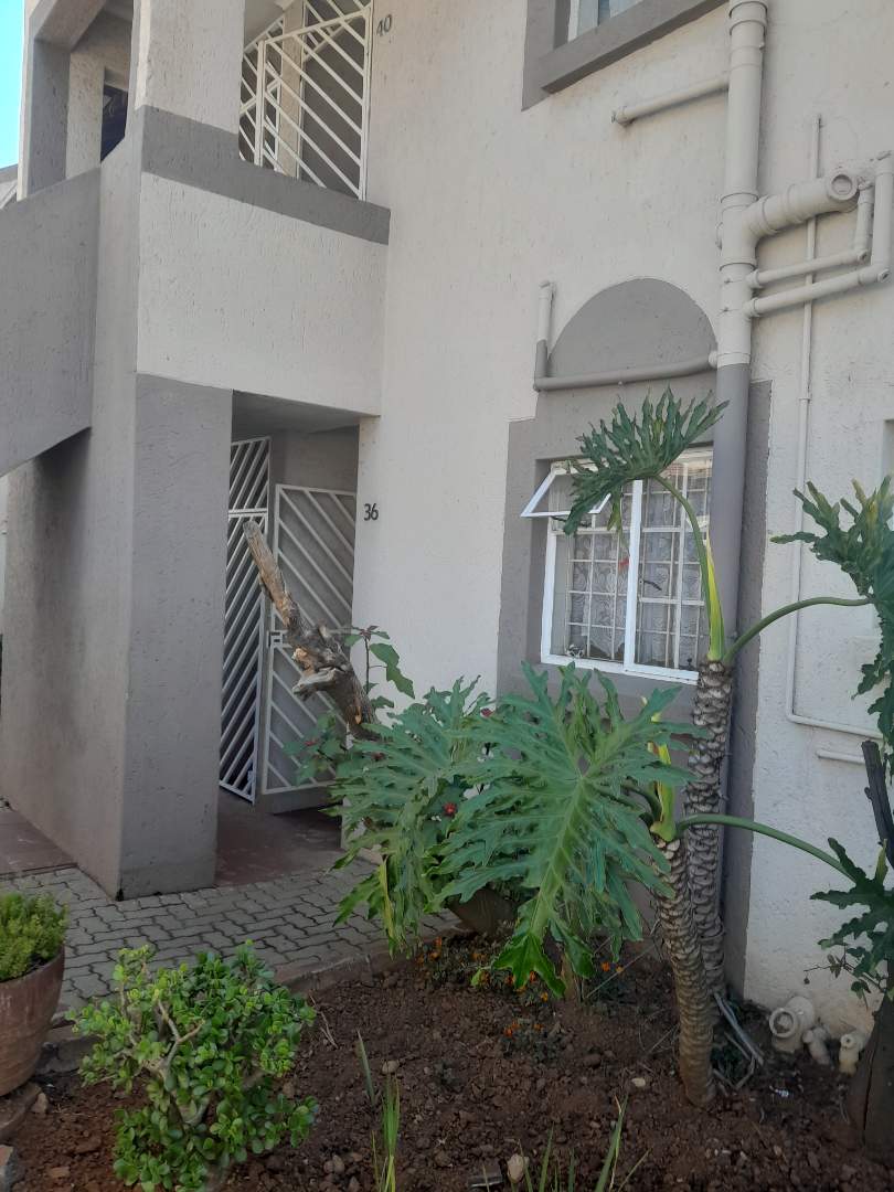 1 Bedroom Property for Sale in Rewlatch Gauteng