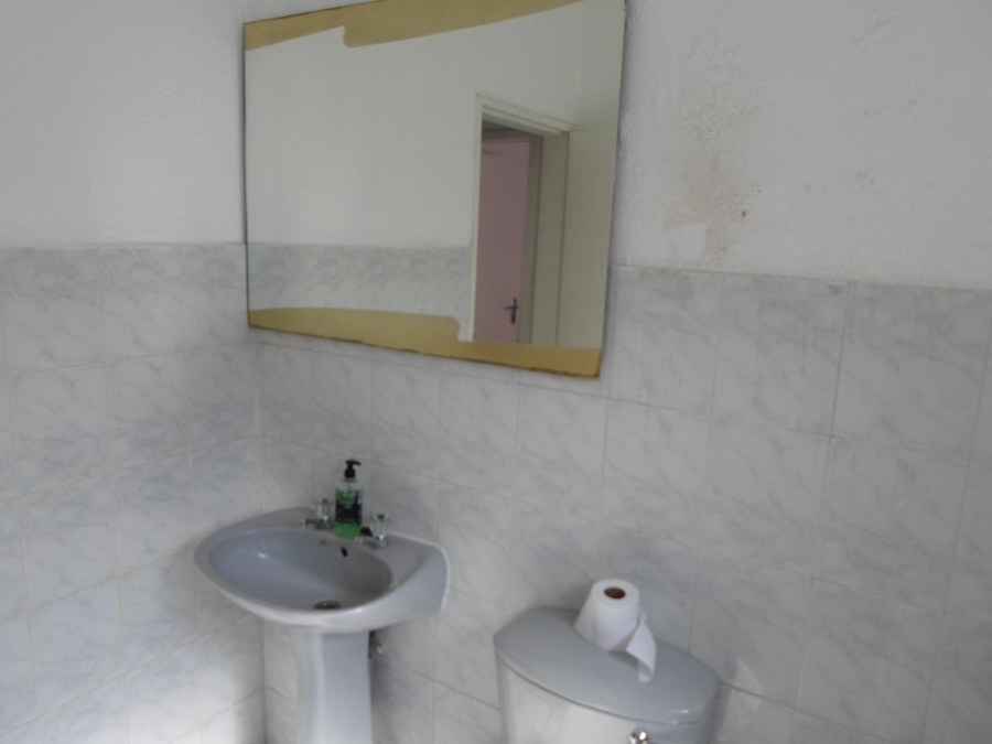 2 Bedroom Property for Sale in Ridgeway Gauteng