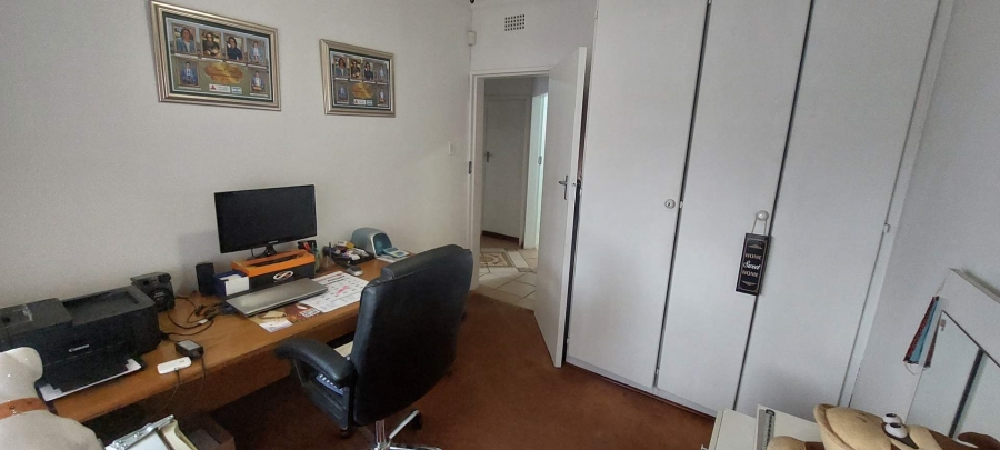 4 Bedroom Property for Sale in Verwoerdpark Gauteng