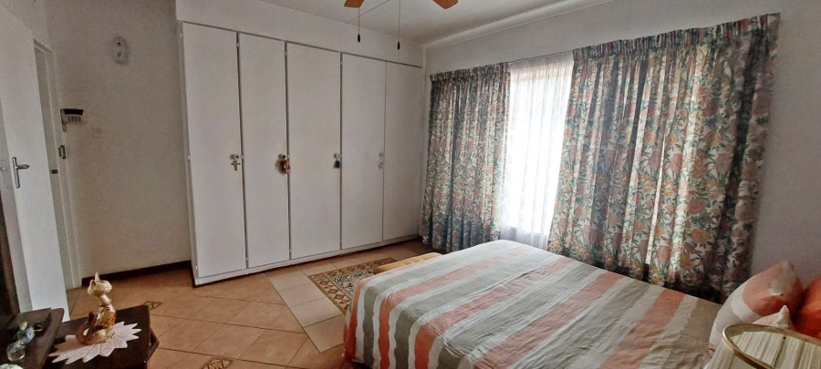 4 Bedroom Property for Sale in Verwoerdpark Gauteng