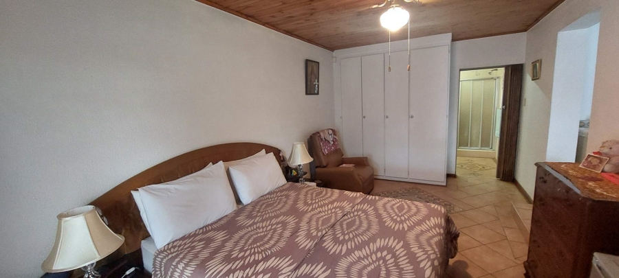 4 Bedroom Property for Sale in Verwoerdpark Gauteng