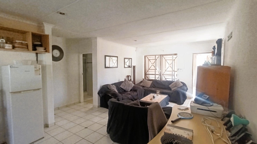 2 Bedroom Property for Sale in Celtisdal Gauteng