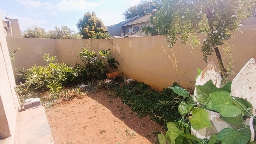 2 Bedroom Property for Sale in Celtisdal Gauteng